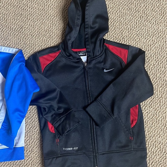 Nike jackets (bundle of 2). Size 4. Great condition! - Picture 3 of 10